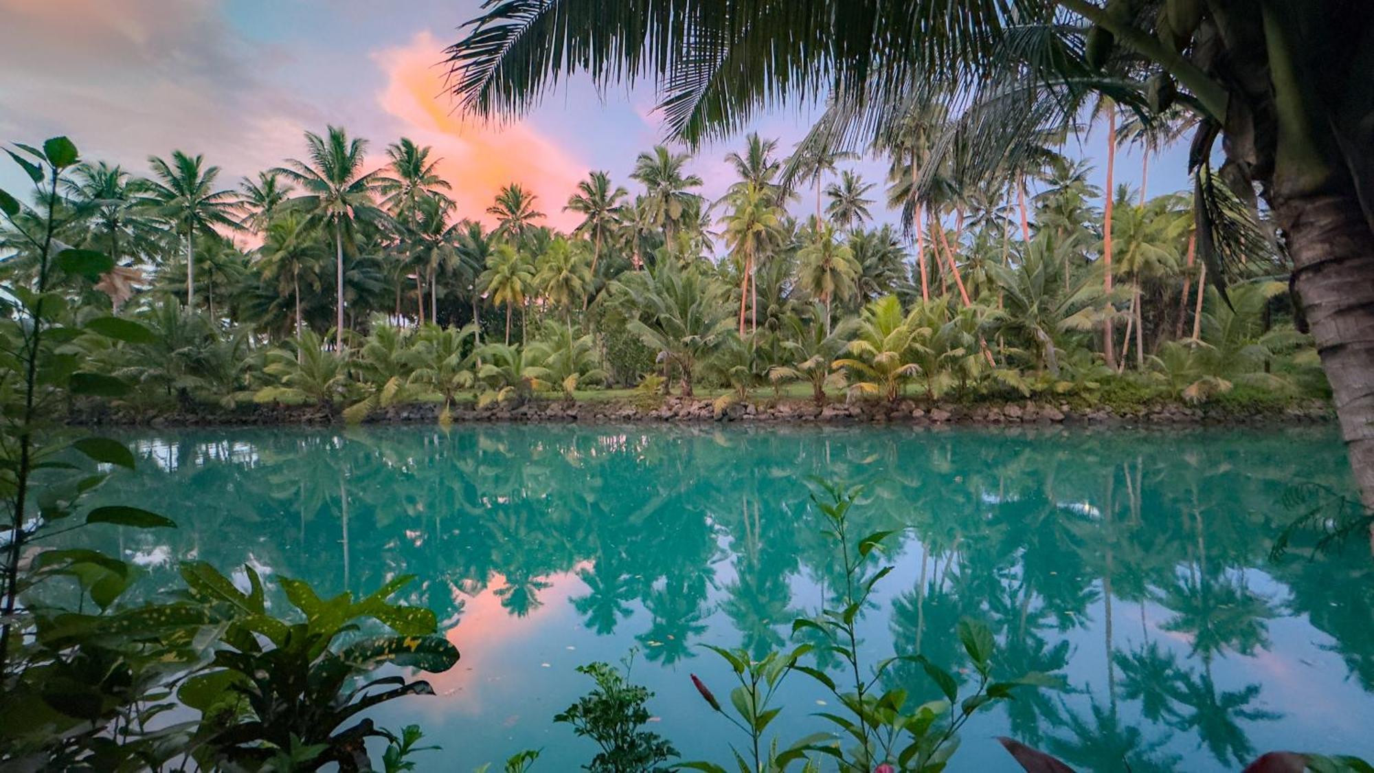 Savasi Island Resort Савусаву Экстерьер фото